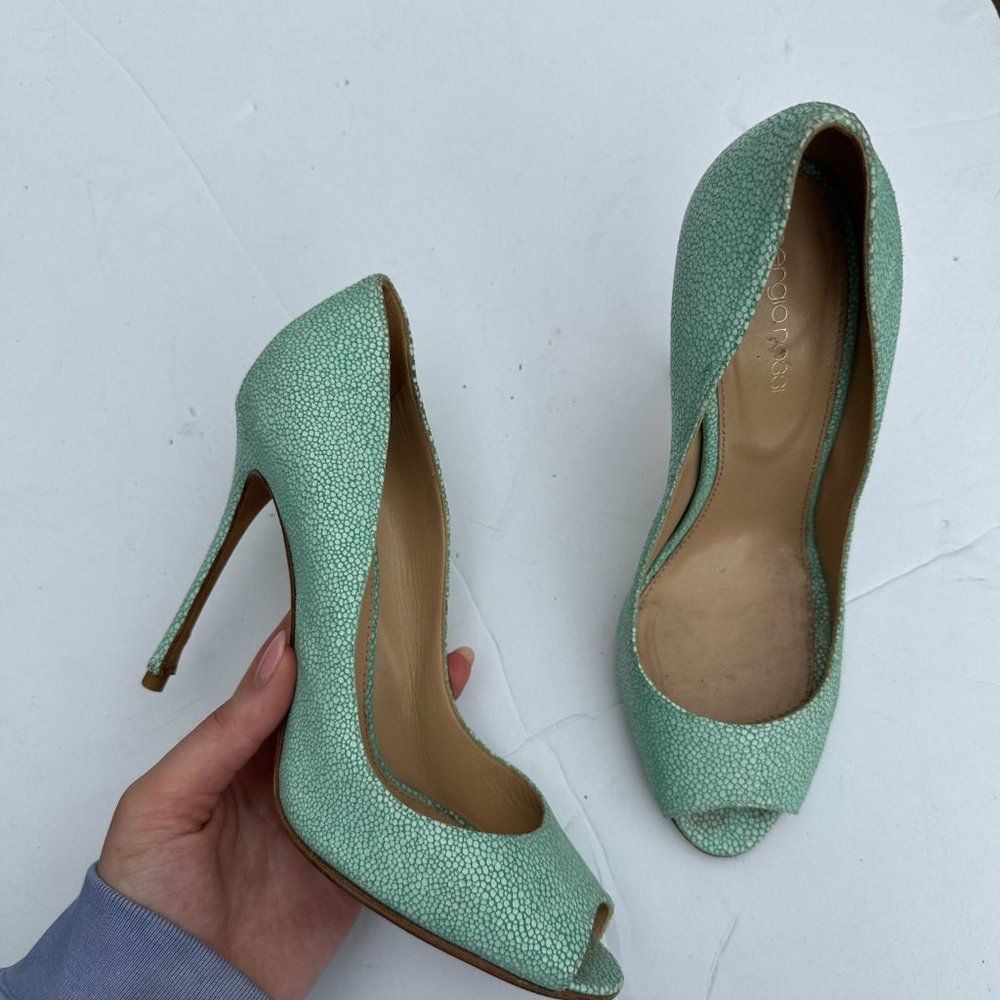 Sergio Rossi Peep Toe Pumps Crackled Leather Upper Sz 39 in Aquamarine Stiletto